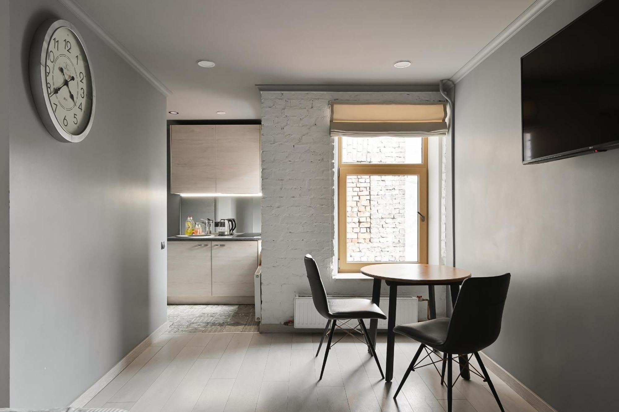 Loft Design Studio Apartment & Free Parking リガ エクステリア 写真