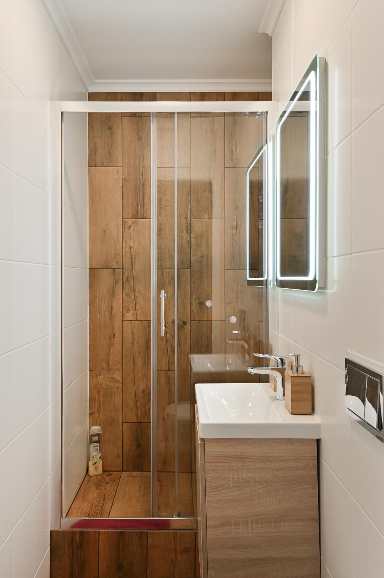 Loft Design Studio Apartment & Free Parking リガ エクステリア 写真